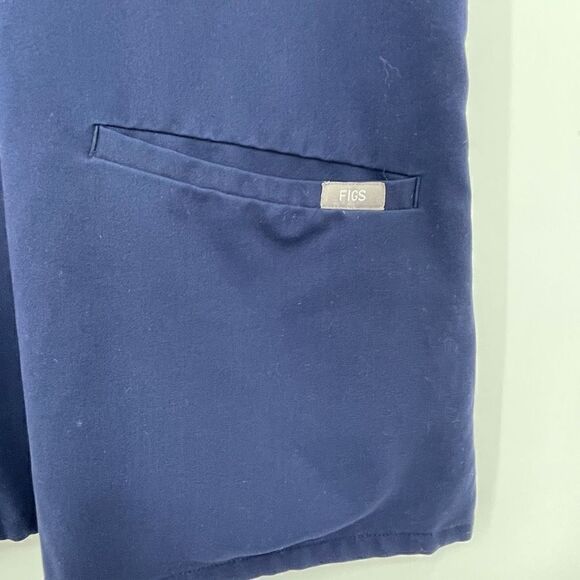 Figs Technical Collection Womens Blue V-Neck Short Sleeve Scrub Top Medium - Picture 2 of 4